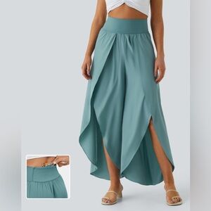 Halara Breezeful Flowy Pants. Size L